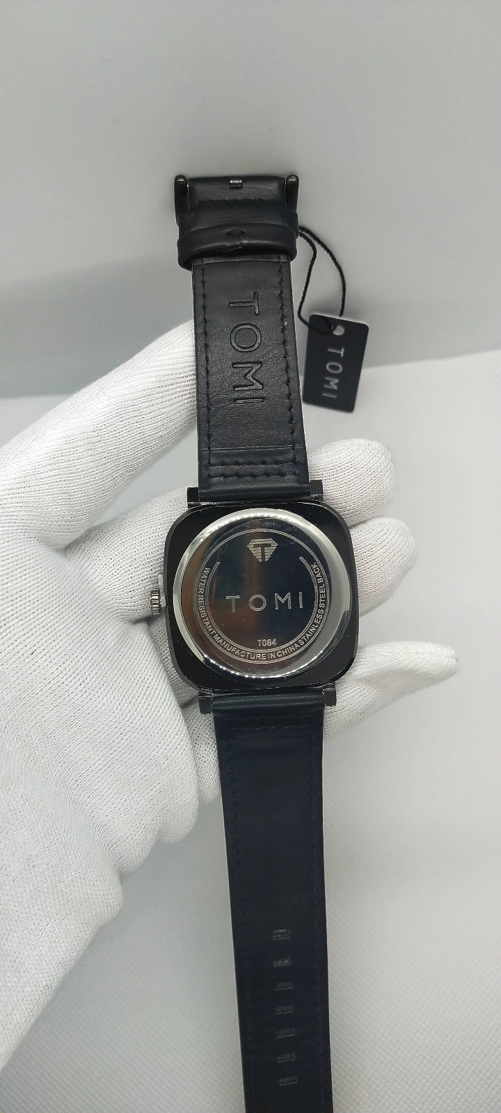 TOMI T-084 Quartz Date Business Class Strap Watch
